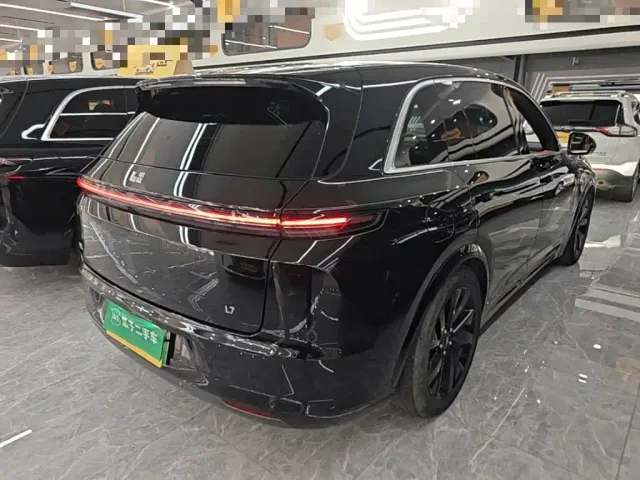Li Auto L7 — Фото автомобиля 6