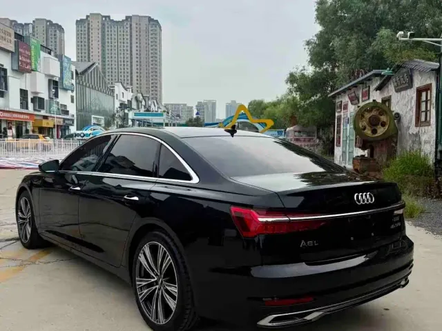 Audi A6L — Фото автомобиля 9