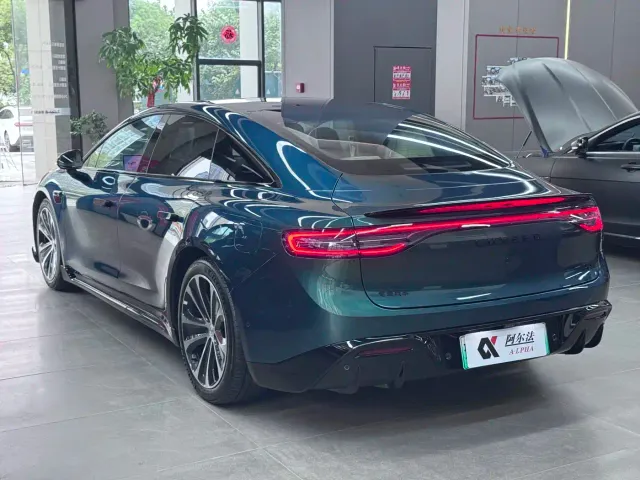 Zhijie Zhijie S7 2026 Max — Фото автомобиля 4