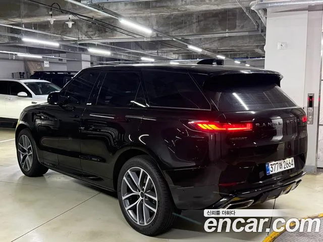 Land Rover Range Rover Sport — Фото автомобиля 4