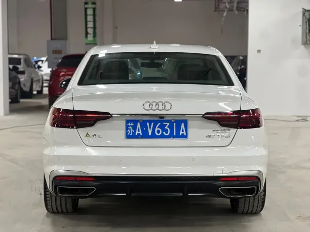 Audi A4L — Фото автомобиля 14
