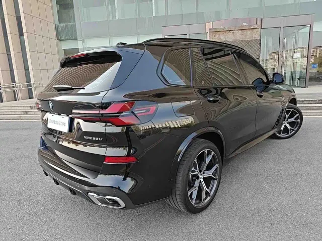 BMW X5 — Фото автомобиля 4
