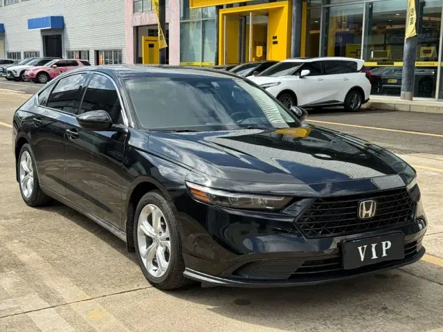 Honda Accord — Фото автомобиля 2