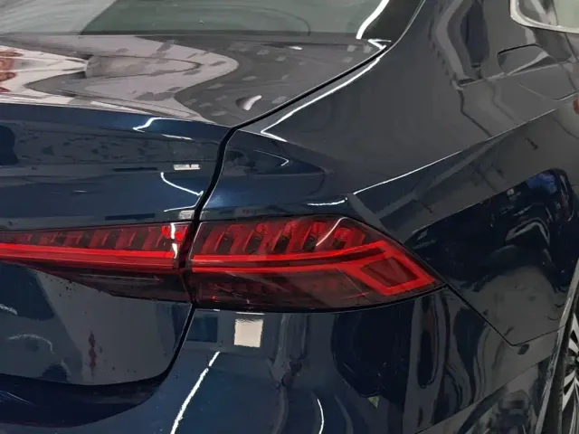 Audi A7L — Фото автомобиля 6
