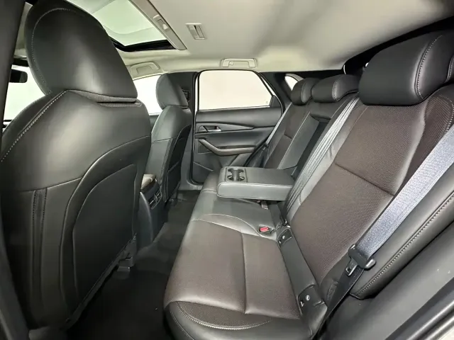 Mazda CX-30 — Фото автомобиля 9