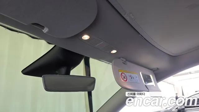 Tesla Model Y — Фото автомобиля 18