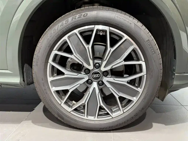 Audi Q5L — Фото автомобиля 19