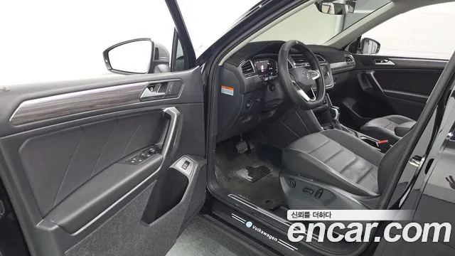 Volkswagen Tiguan — Фото автомобиля 10