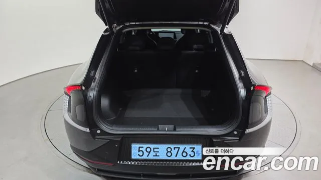 Kia EV6 — Фото автомобиля 30