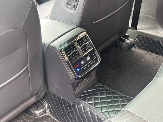 Volkswagen Passat — Фото автомобиля 19