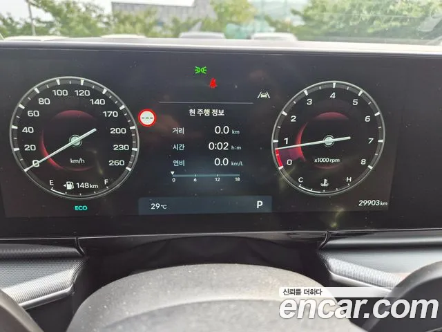 Hyundai Grandeur Grandeur (GN7) 2.5 Бензин 2WD — Фото автомобиля 8