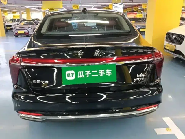 Hongqi H5 — Фото автомобиля 5