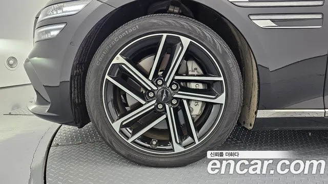 Genesis G80 Бензин 2.5 турбо 2WD — Фото автомобиля 5