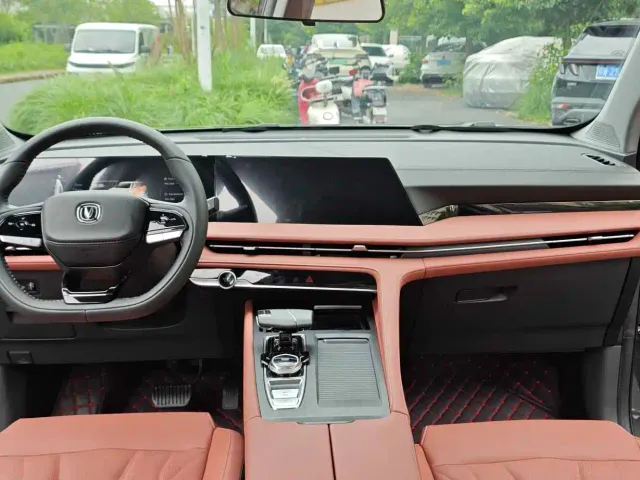 Changan CS75 Plus — Фото автомобиля 13