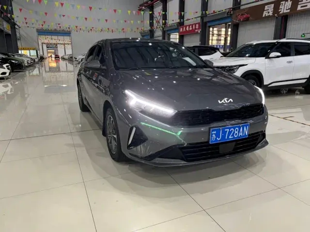Kia K3 — Фото автомобиля 3