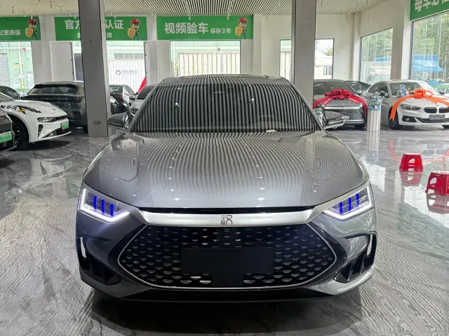BYD Han — Фото автомобиля 3