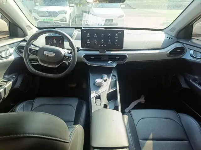 Geely Geometry A — Фото автомобиля 9