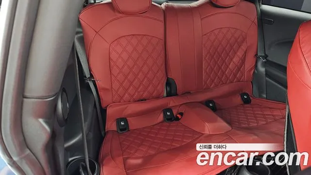 Mini Cooper — Фото автомобиля 11