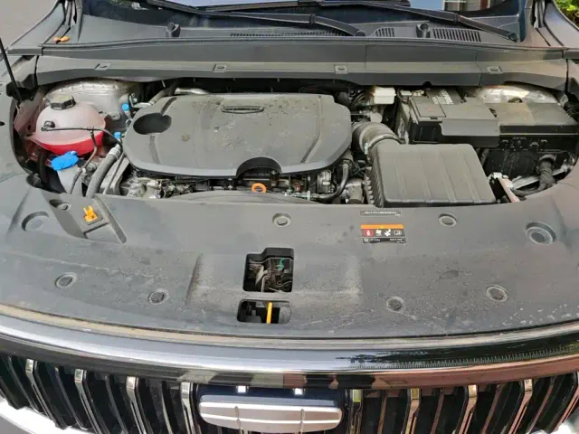 Geely Boyue — Фото автомобиля 10