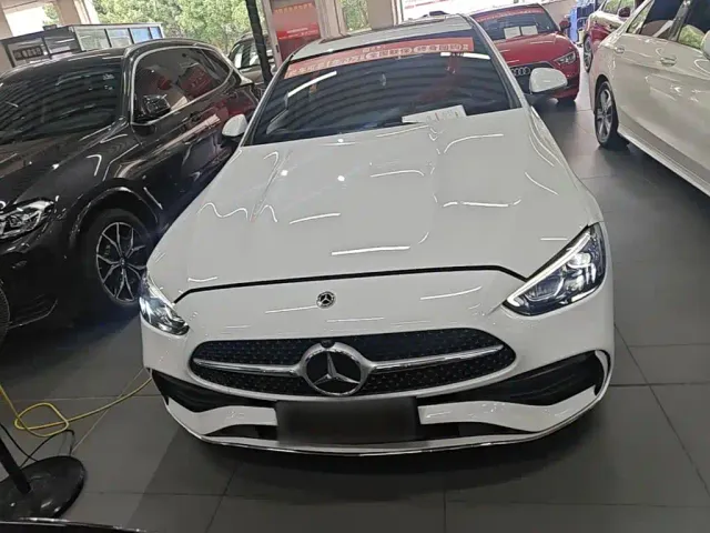 Mercedes-Benz C-Class — Фото автомобиля 2