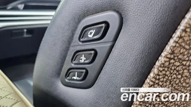 Hyundai Grandeur Grandeur (GN7) 3.5 LPG 2WD (Такси) — Фото автомобиля 18