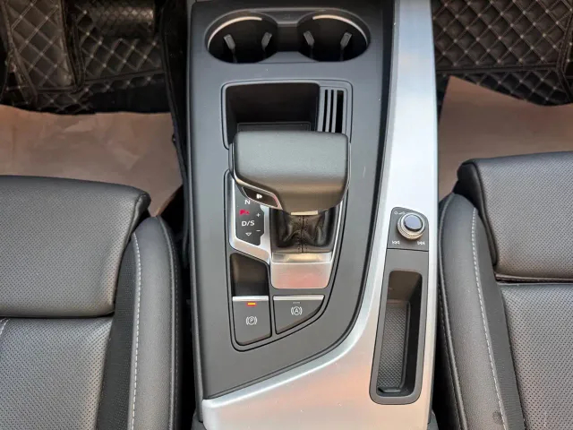 Audi Audi A4L 2023 40 TFSI Fashion Dynamic — Фото автомобиля 7