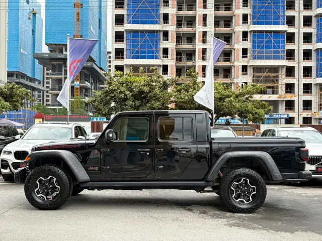 Jeep Gladiator — Фото автомобиля 4