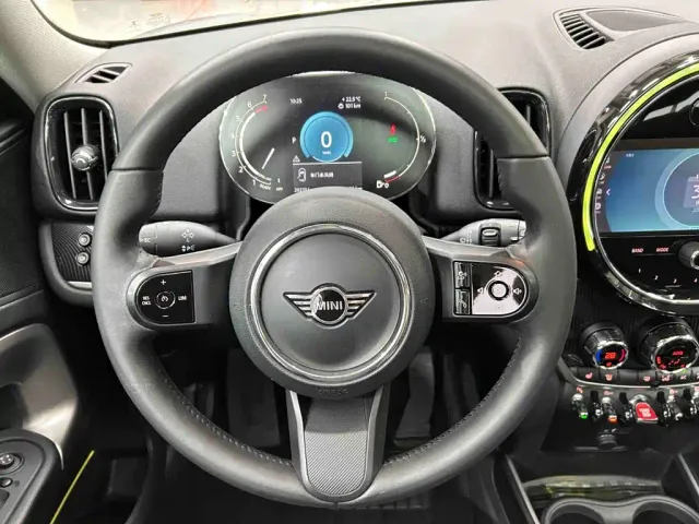 MINI Countryman — Фото автомобиля 8