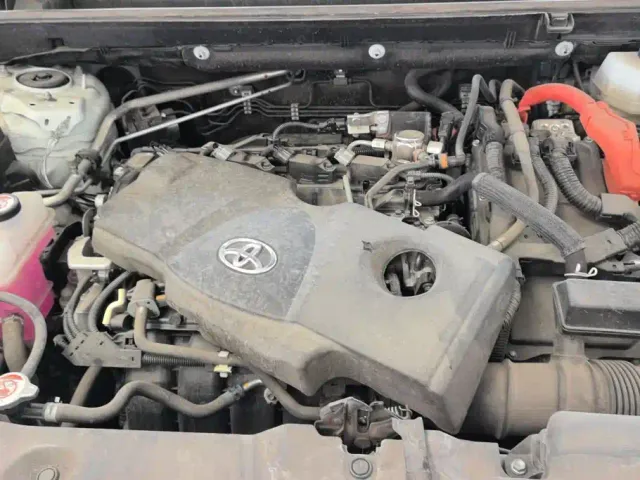 Toyota RAV4 — Фото автомобиля 10