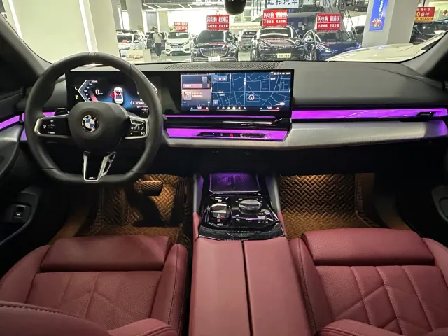 BMW 5 Series — Фото автомобиля 7