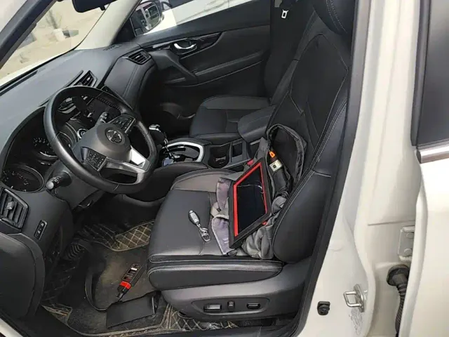 Nissan X-Trail — Фото автомобиля 14