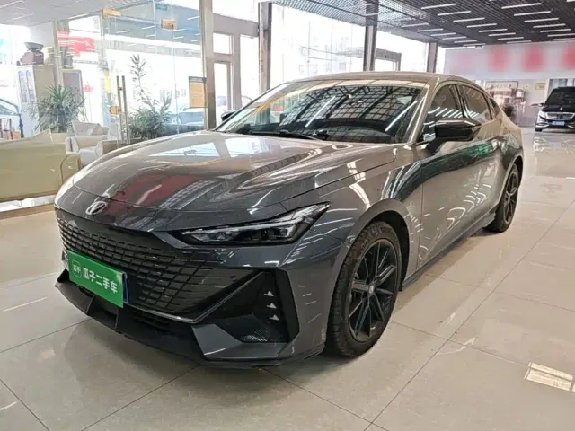 Фотография автомобиля — Changan UNI-V
