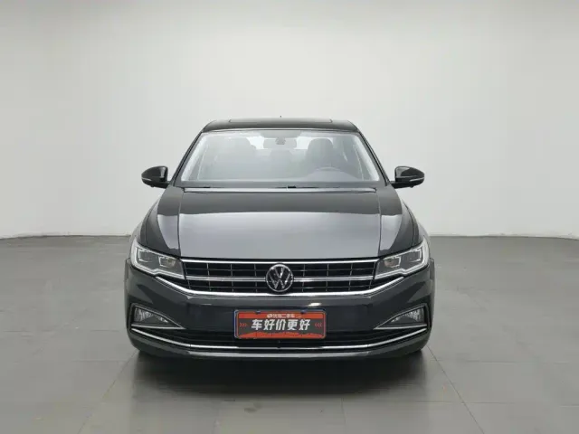 Volkswagen Bora — Фото автомобиля 3