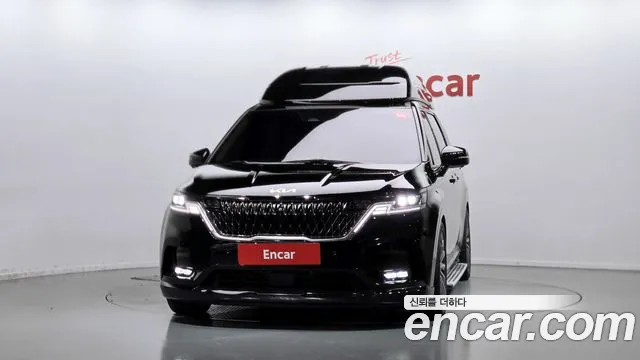 Kia Carnival Generation 4 — Фото автомобиля 3