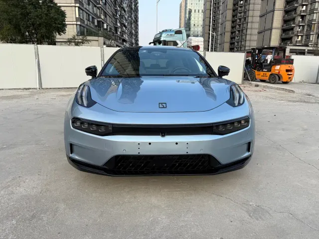 Фотография автомобиля — Zeekr 001