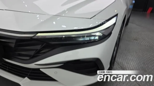 Hyundai AVANTE Новый Avante (CN7) — Фото автомобиля 22