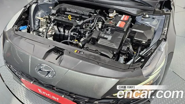 Hyundai AVANTE Avante (CN7) — Фото автомобиля 6
