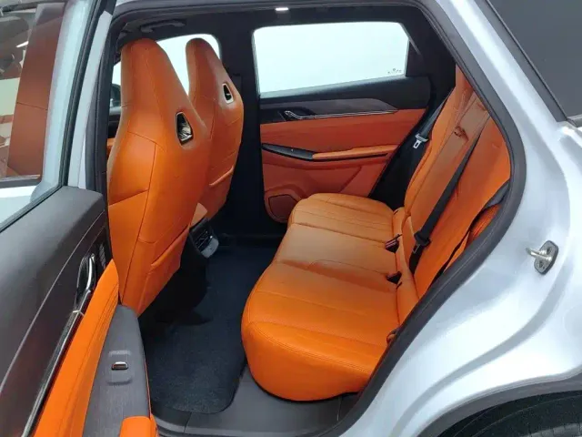 Dongfeng Fengshen L7 — Фото автомобиля 15