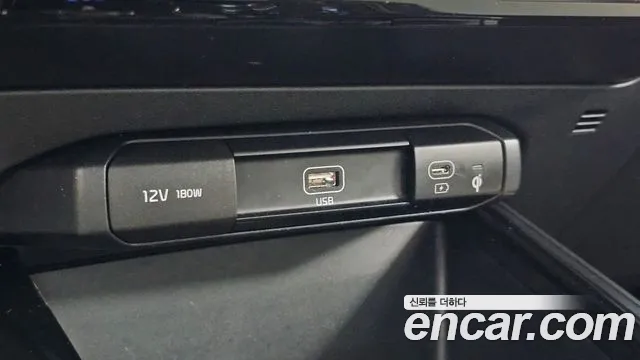 Kia Niro The All New Niro Signature — Фото автомобиля 20
