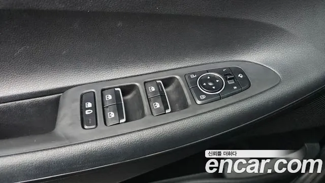 Hyundai Grandeur — Фото автомобиля 8