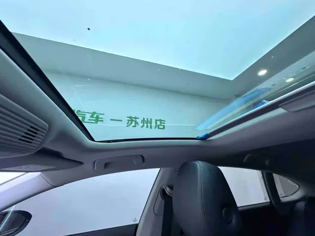 Volkswagen Lamando — Фото автомобиля 14