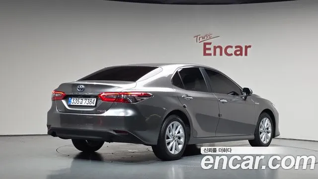 Toyota Camry XV70 — Фото автомобиля 2