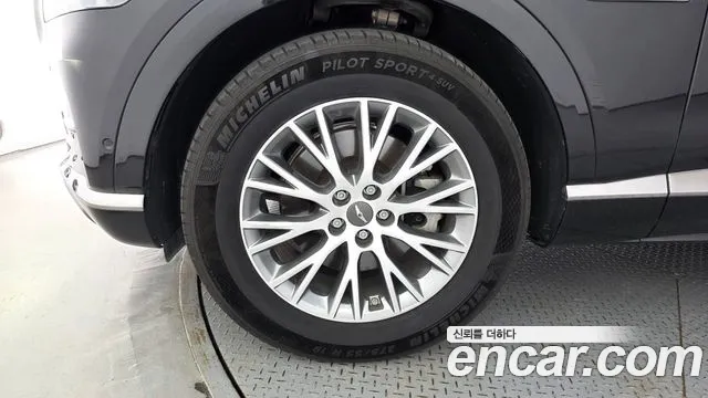 Genesis GV80 — Фото автомобиля 5