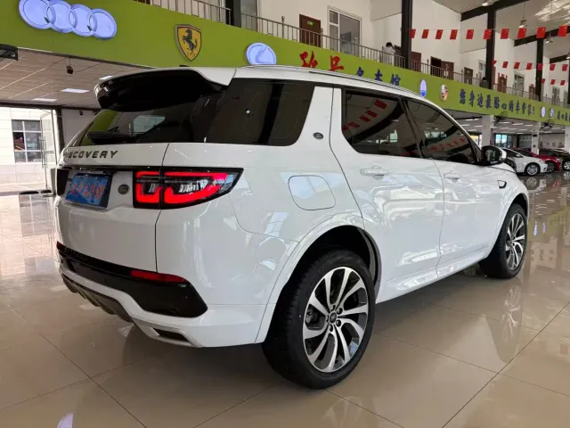 Land Rover Discovery Sport — Фото автомобиля 8