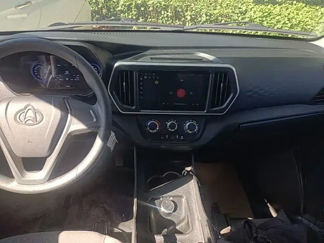Changan Ruixing EM80 — Фото автомобиля 12