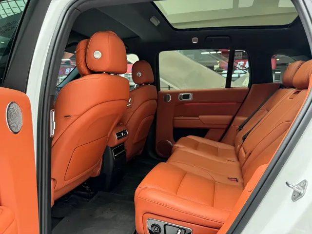 Li Auto L7 — Фото автомобиля 5