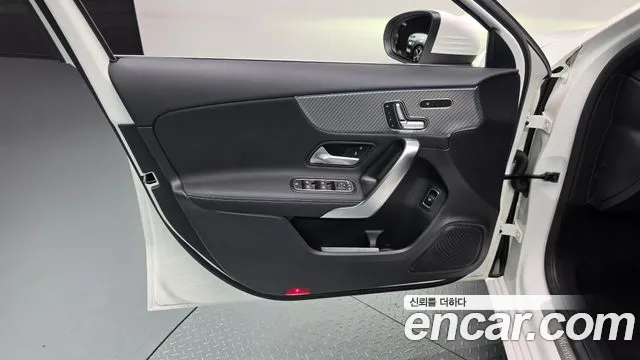 Mercedes-Benz A-Class W177 — Фото автомобиля 13