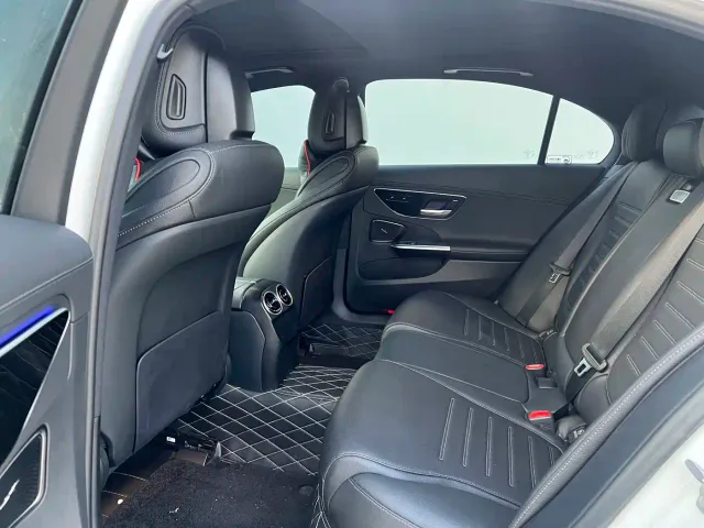 Mercedes-Benz C-Class — Фото автомобиля 5