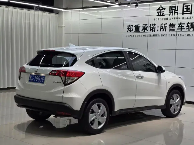 Honda Vezel — Фото автомобиля 4