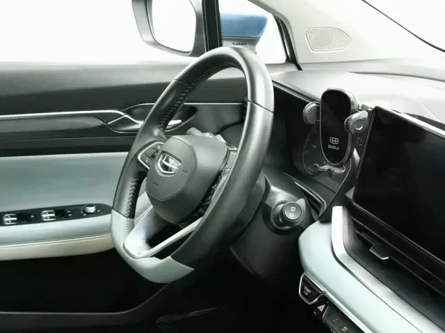 Geely Emgrand S — Фото автомобиля 22
